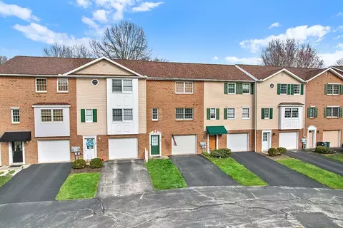 1120 Cranston Dr, Greensburg, PA 15601