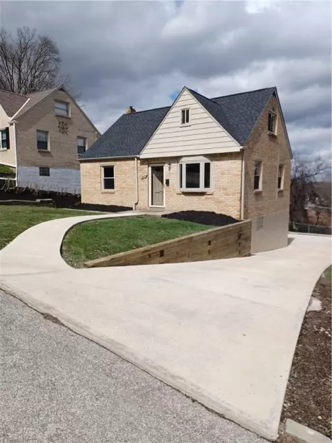 1486 Blossom Hill Rd, Pittsburgh, PA 15234