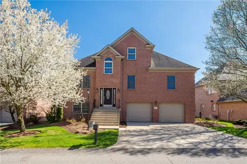 3031 Annandale Dr, Presto, PA 15142