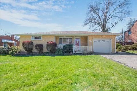 890 Alder Dr, Irwin, PA 15642