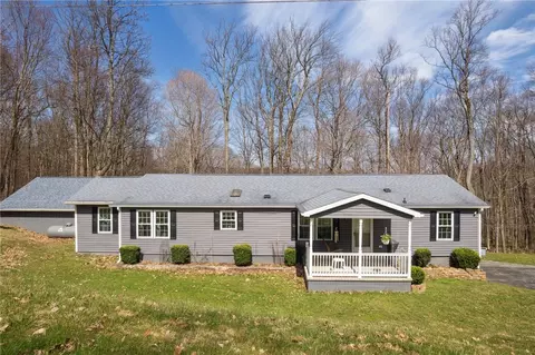 1006 Kentuck Rd, Ohiopyle, PA 15470