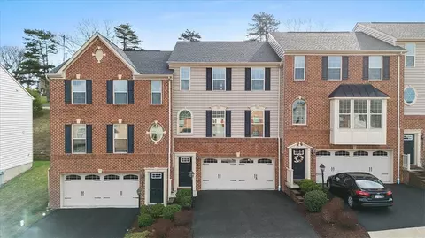 108 Aprilmae Way, Pittsburgh, PA 15237