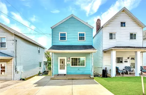 737 Railroad, Mckees Rocks, PA 15136