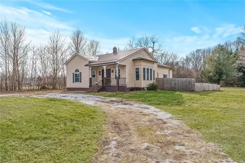 4400 Nye Rd, West Springfield, PA 16443
