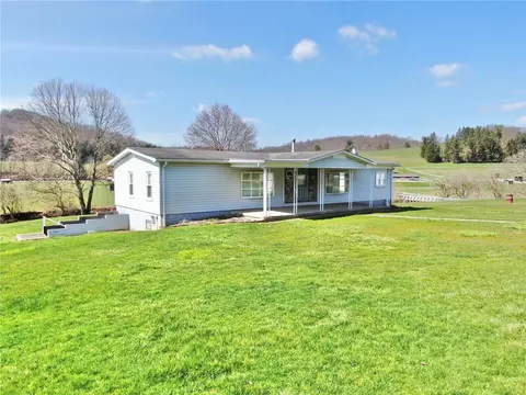 462 Lippencott Rd, Waynesburg, PA 15370