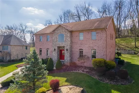 314 Bunker Hill Dr, Mcmurray, PA 15317