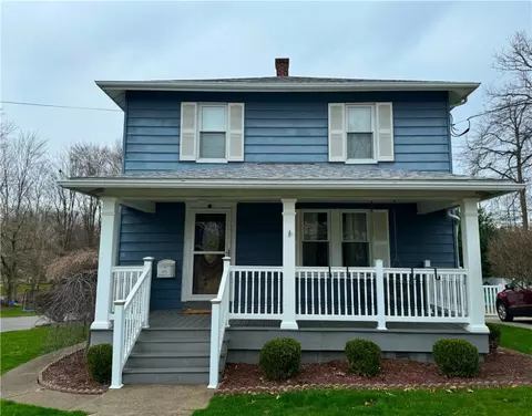 505 Spring St, Grove City, PA 16127