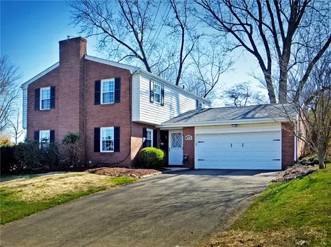 1372 Foxwood, Monroeville, PA 15146