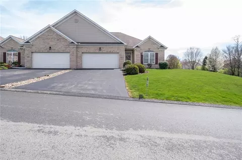 202 Denali Dr, Latrobe, PA 15650