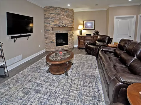 Living - 701 Elliot Dr, Irwin, PA 15642 photo 1 of 4