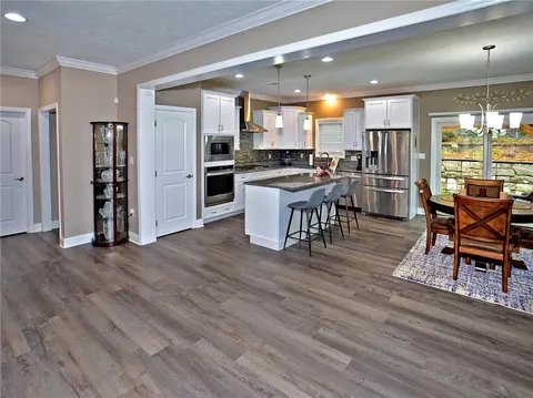 Kitchen - 701 Elliot Dr, Irwin, PA 15642 photo 1 of 5