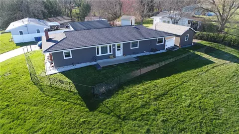 105 Meadowbrook Dr, Industry, PA 15052