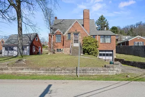 49 Elmwood Rd, Pittsburgh, PA 15209