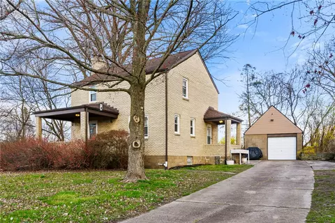 1616 Middle Rd, Glenshaw, PA 15116
