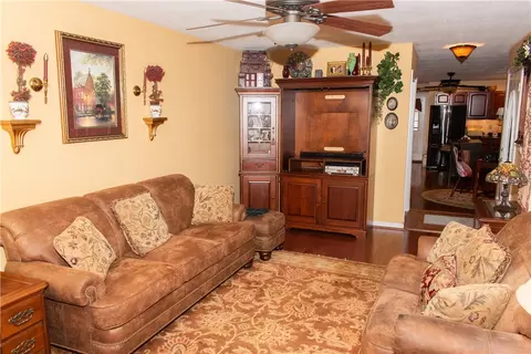 Living - 933 4th St, Beaver, PA 15009 photo 3 of 5