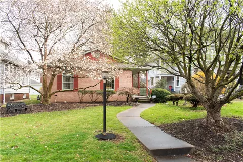933 4th St, Beaver, PA 15009