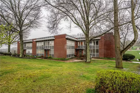 626 Park Ln, Greensburg, PA 15601