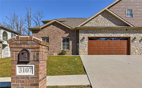 3107 Derby Ct, North Huntingdon, PA 15642