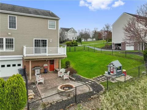 Exterior - 320 Hickory Nut Dr, Eighty Four, PA 15330 photo 11 of 12