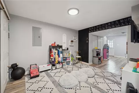 Bedroom - 320 Hickory Nut Dr, Eighty Four, PA 15330 photo 11 of 12