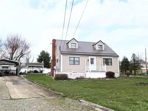 825 Mt Pleasant Rd, Scottdale, PA 15683