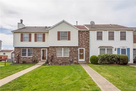 119 Meadow Gap Dr, Monroeville, PA 15146