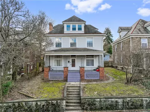 333 W Berkeley St, Uniontown, PA 15401