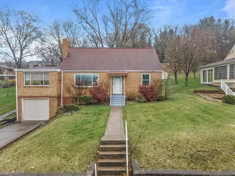 2307 Woodbine Rd, Aliquippa, PA 15001