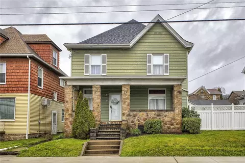 29 S Fourth St, Youngwood, PA 15697