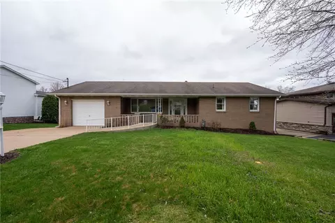 1207 Saint Clair St, Latrobe, PA 15650