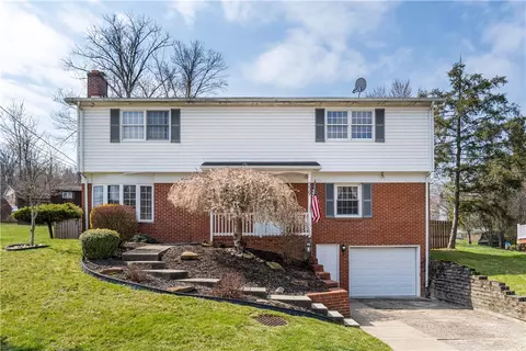 339 Trinity Dr, Washington, PA 15301