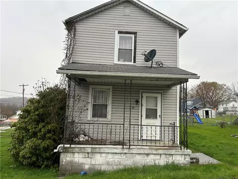 261 4th Ave, Crucible, PA 15325