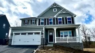 211 Curtis Ct, Coraopolis, PA 15108