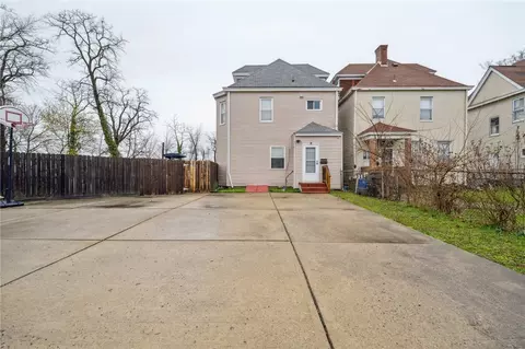 281 Preston St, Pittsburgh, PA 15205