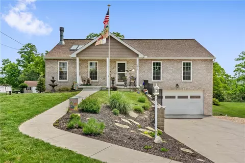 2469 Ridge Rd, South Park, PA 15129