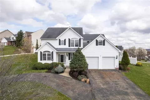 290 Pine Ridge Dr, Venetia, PA 15367