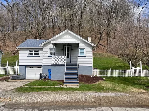 1119 Wills Ave, New Kensington, PA 15068