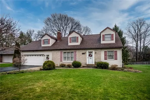 354 Ashton Rd, Sharon, PA 16146