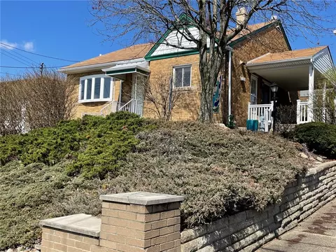 403 Susanna, Pittsburgh, PA 15217