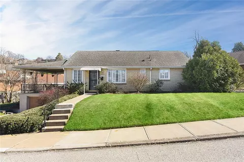 4237 Glen Lytle Rd, Pittsburgh, PA 15217