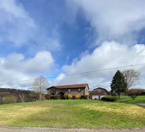 331 Mendon, Smithton, PA 15479