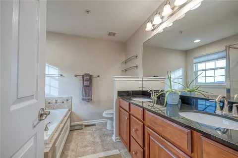 Bath - 204 Broadstone Dr, Mars, PA 16046 photo 2 of 4