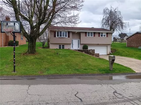 2205 Robert St, Irwin, PA 15642