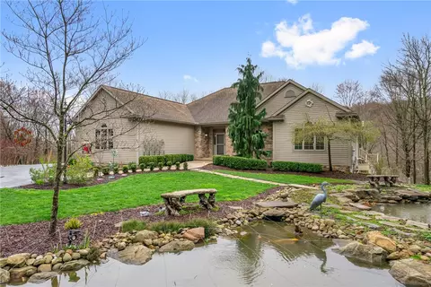 4275 Burtner Rd, Natrona Heights, PA 15065