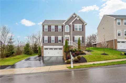 224 Saddle Ridge Dr, Oakdale, PA 15071