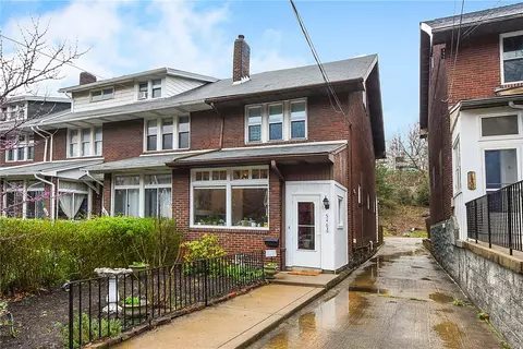 5463 Bartlett St, Pittsburgh, PA 15217