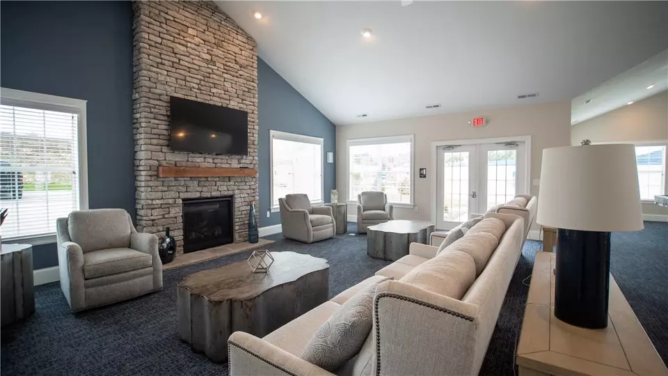 Living - 1112 S Bluff Dr, Sarver, PA 16055 photo 5 of 5