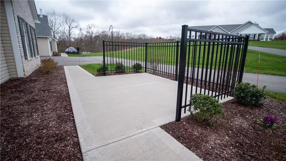 Exterior - 1112 S Bluff Dr, Sarver, PA 16055 photo 3 of 8