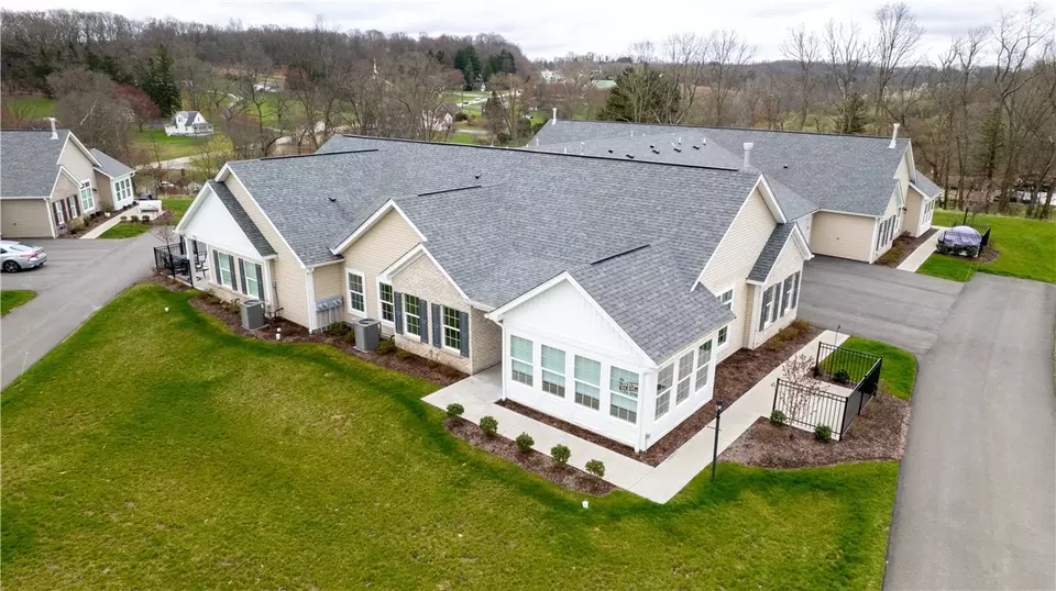 Exterior - 1112 S Bluff Dr, Sarver, PA 16055 photo 4 of 8