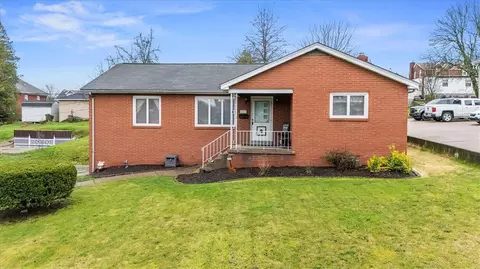 217 W Pike St, Houston, PA 15342